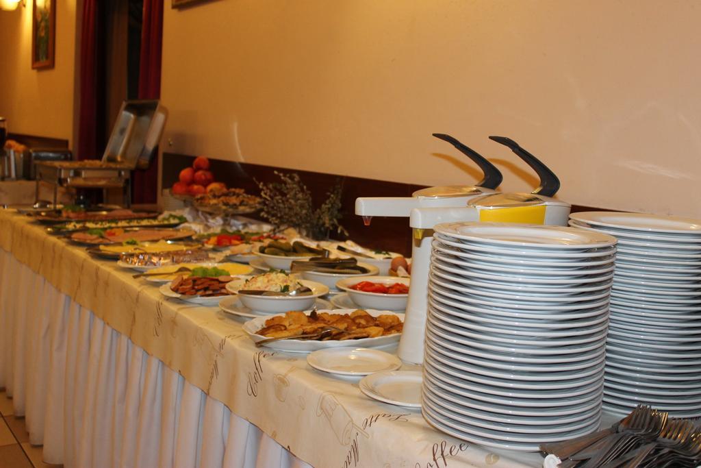 Hotel Relaks Wola Ducka Dış mekan fotoğraf